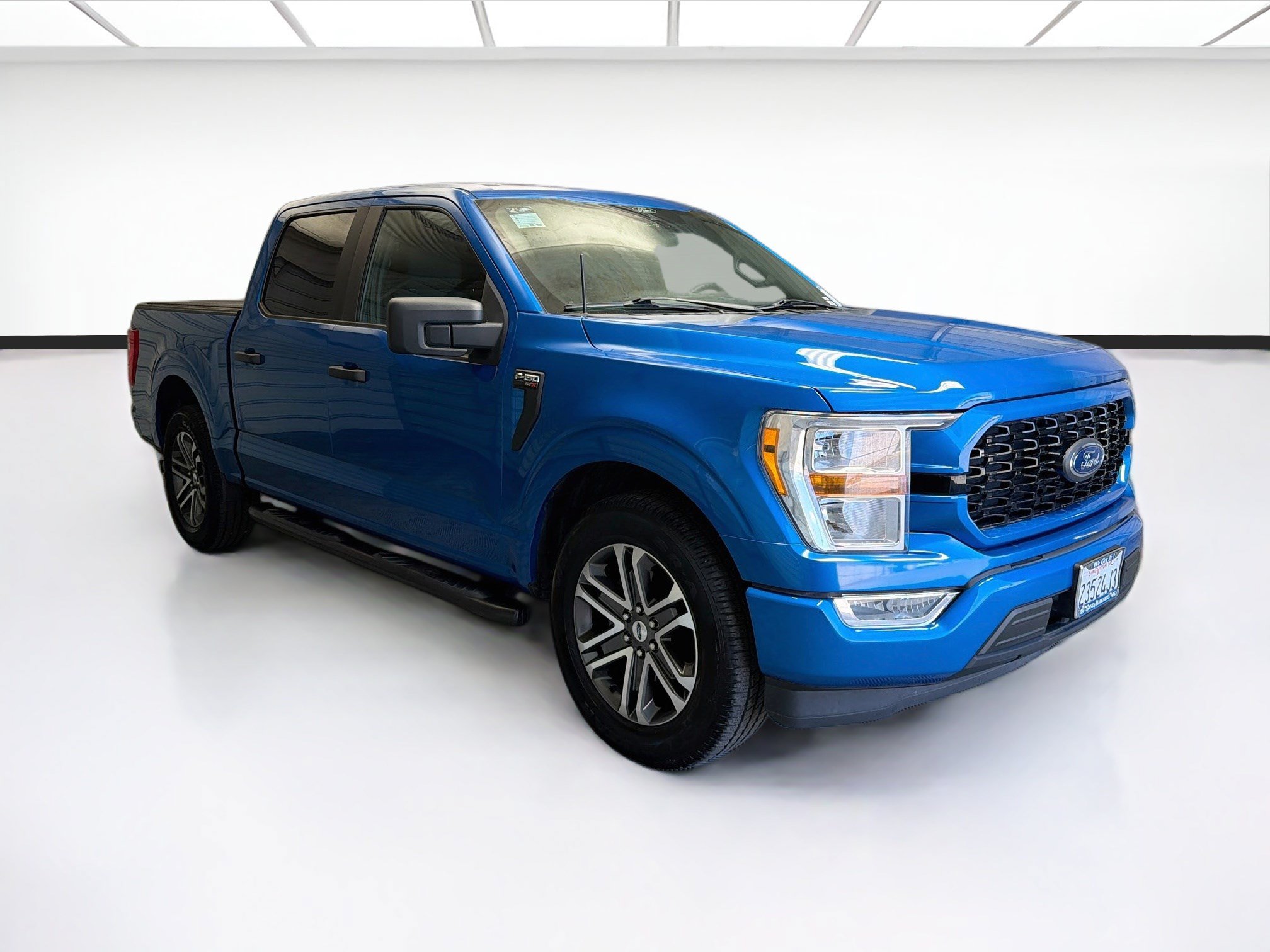 Used 2021 Ford F150 XL w/ STX Appearance Package RWD image 3