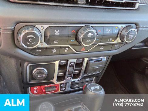 Used 2024 Jeep Wrangler Unlimited Rubicon image 23