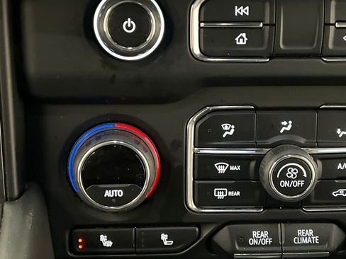 Used 2024 Chevrolet Suburban RST image 53