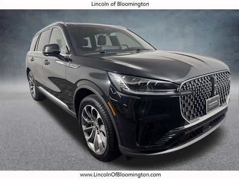 Certified 2025 Lincoln Aviator Reserve AWD/4WD image 11