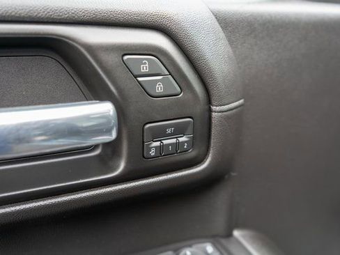 Used 2019 Chevrolet Silverado 1500 LTZ w/ LTZ Premium Package image 18