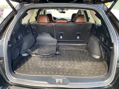 Used 2020 Subaru Outback Touring XT AWD/4WD image 15