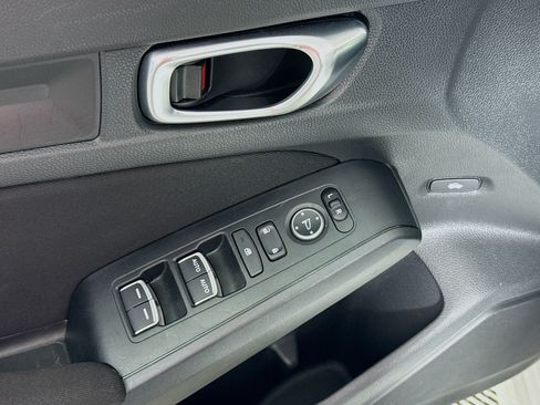 Used 2023 Honda Civic Sport image 18