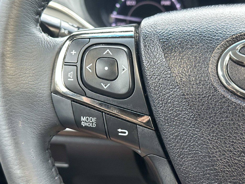 Used 2016 Toyota Avalon XLE Premium FWD image 28
