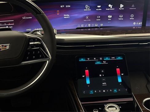 New 2025 Cadillac Escalade ESV Sport Platinum image 16