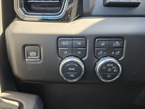 New 2026 GMC Sierra 2500 AT4X AWD/4WD image 18