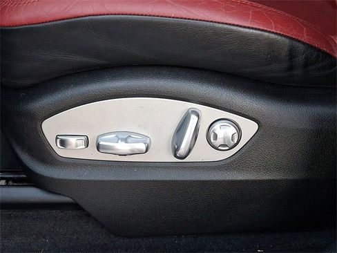 Certified 2017 Porsche Macan S image 18