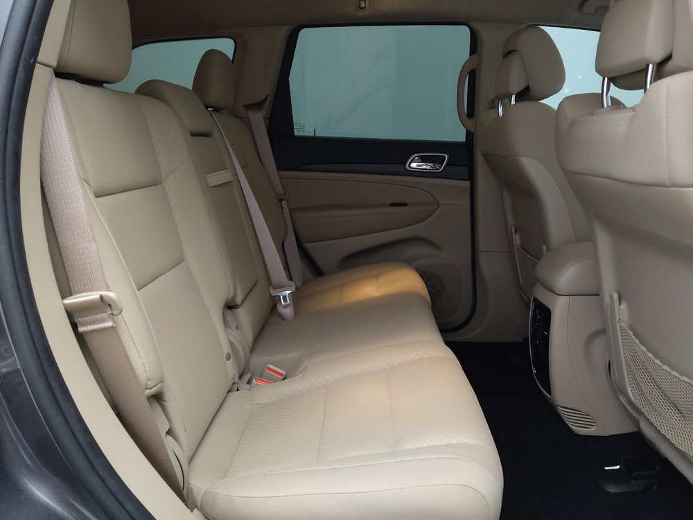 Used 2021 Jeep Grand Cherokee Laredo RWD image 19