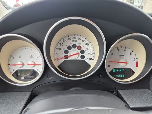 Used 2008 Dodge Caliber SXT FWD image 12