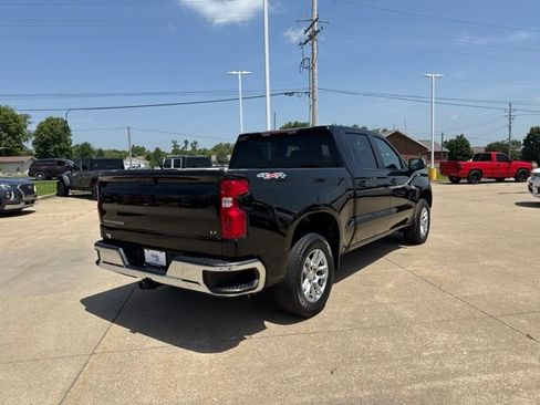 Used 2023 Chevrolet Silverado 1500 LT AWD/4WD image 7