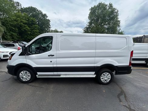 Used 2025 Ford Transit 250 Low Roof w/ Exterior Upgrade Package RWD image 4