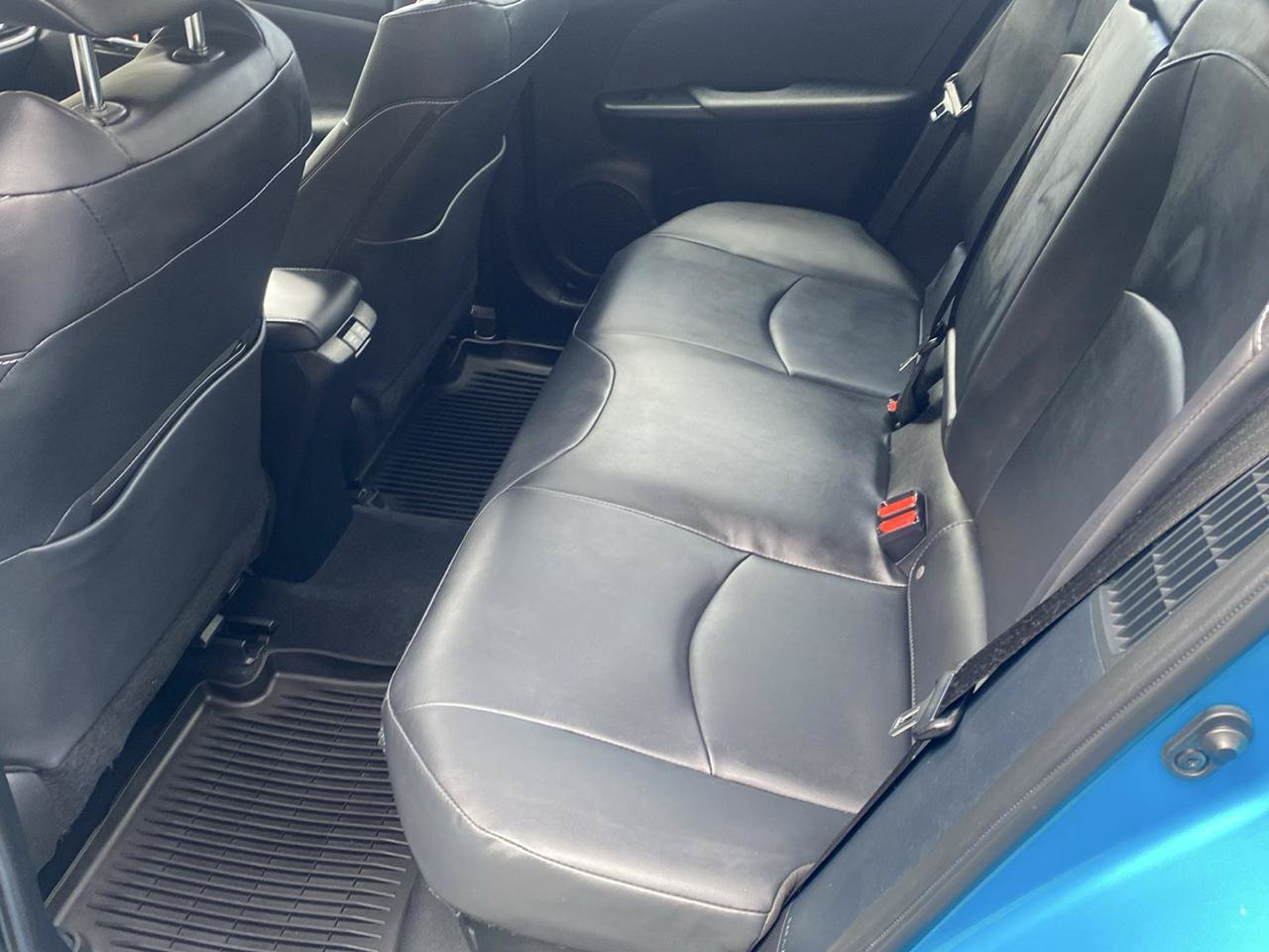 Used 2022 Toyota Prius Prime Limited FWD image 9