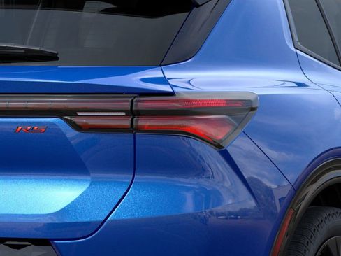 New 2026 Chevrolet Equinox EV RS image 35