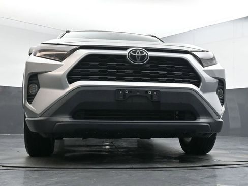 Used 2021 Toyota RAV4 XLE image 35
