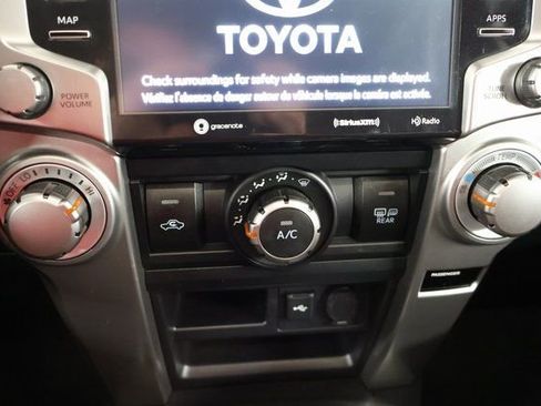 Used 2020 Toyota 4Runner SR5 Premium image 20