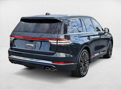 New 2025 Lincoln Aviator Black Label image 2