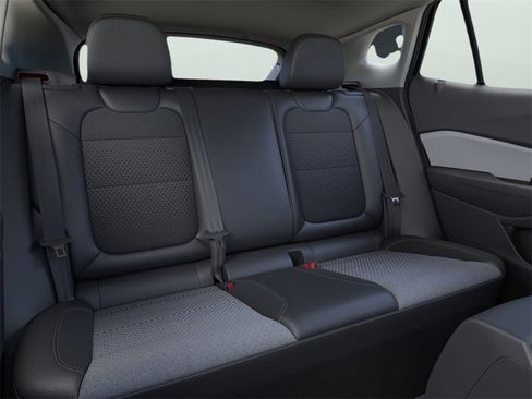 New 2026 Chevrolet Trax LT image 17