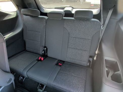New 2026 Chevrolet Traverse LT w/ Driver Confidence Package FWD image 9