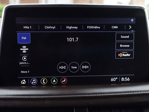 Used 2021 GMC Yukon XL SLT w/ SLT Premium Package image 33