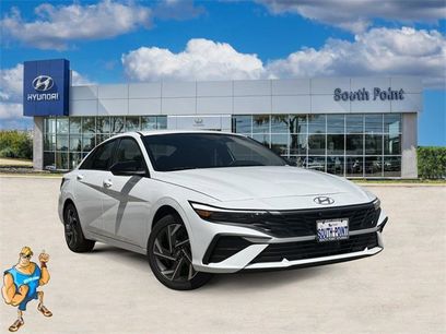 Used 2025 Hyundai Elantra SEL