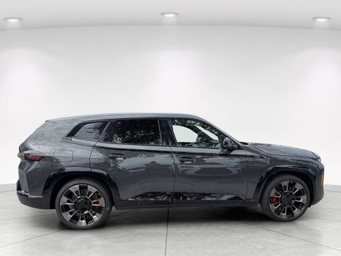 Used 2023 BMW XM AWD/4WD image 3