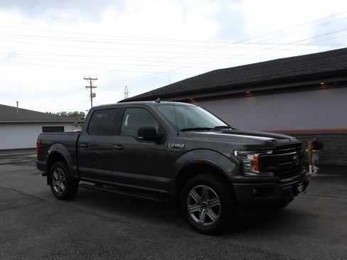 Used 2018 Ford F150 XLT w/ Equipment Group 302A Luxury AWD/4WD image 2
