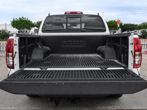 Used 2019 Nissan Frontier Desert Runner RWD image 49