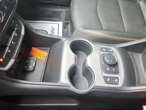 Used 2022 GMC Terrain AT4 w/ LPO, Floor Liner Package image 18