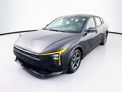 New 2026 Kia K4 LXS
