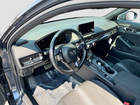 Used 2024 Honda Civic Sport image 9
