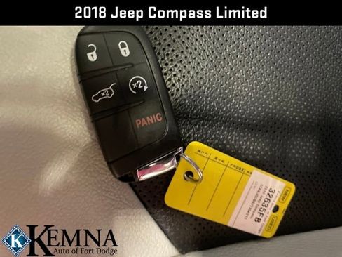 Used 2018 Jeep Compass Limited w/ Navigation Group image 31