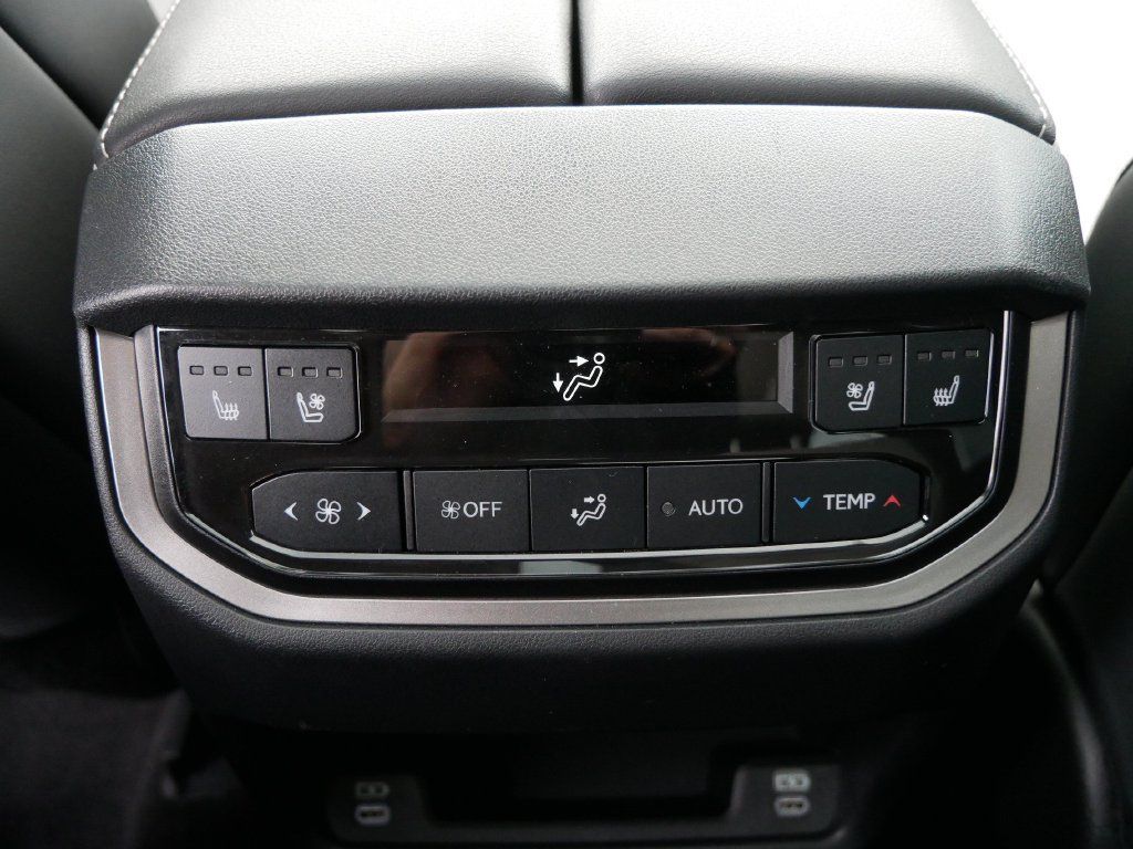 Used 2025 Lexus TX 350 AWD w/ Technology Package image 13