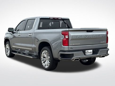 Used 2023 Chevrolet Silverado 1500 High Country w/ High Country Premium Package image 4