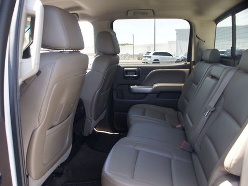 Used 2015 Chevrolet Silverado 1500 LTZ Z71 w/ LTZ Plus Package AWD/4WD image 11
