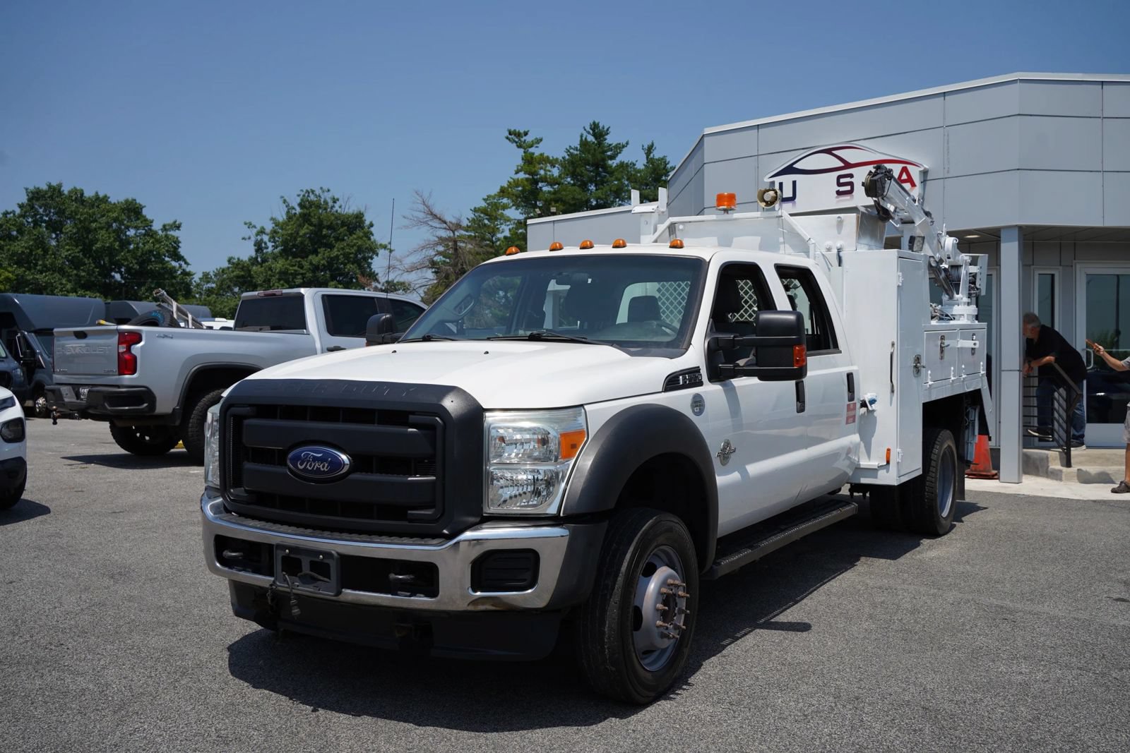 Used 2015 Ford F550 4x4 Crew Cab Super Duty image 2