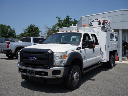 Used 2015 Ford F550 4x4 Crew Cab Super Duty image 2
