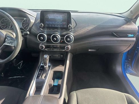 Used 2024 Nissan Sentra SV FWD image 10