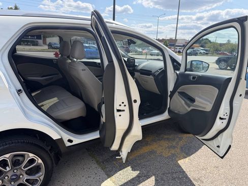 Used 2018 Ford EcoSport Titanium AWD/4WD image 8