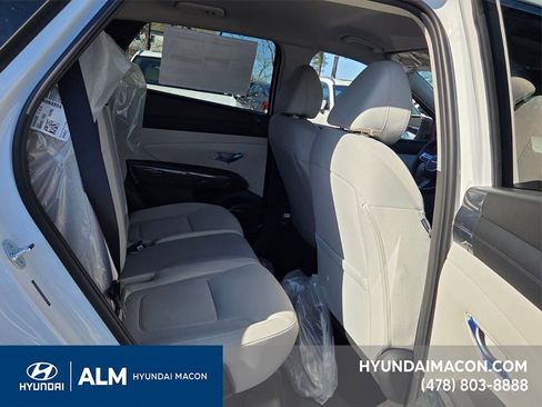 New 2026 Hyundai Tucson SEL image 17