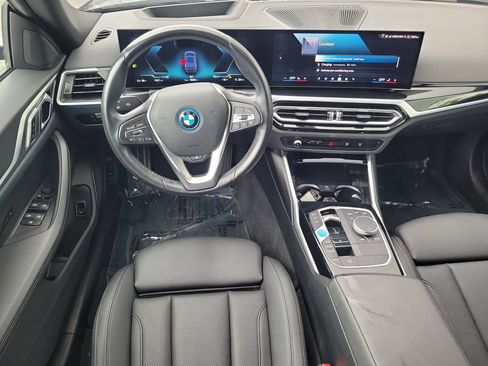 Used 2024 BMW i4 eDrive40 RWD image 18