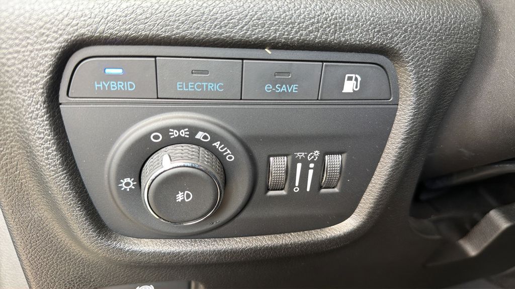 Used 2022 Jeep Grand Cherokee Trailhawk AWD/4WD image 24