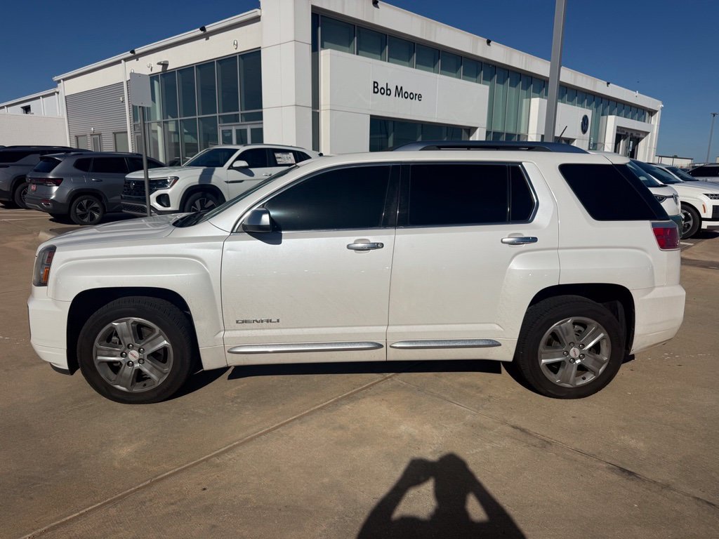 Used 2017 GMC Terrain Denali FWD image 2