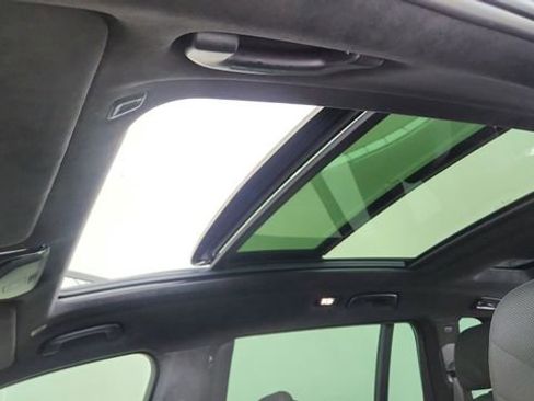 Used 2024 BMW X7 xDrive40i w/ M Sport Package image 60