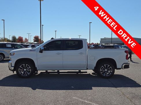Used 2020 Chevrolet Silverado 1500 LT w/ All-Star Edition image 3