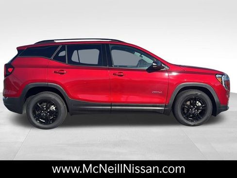 Used 2022 GMC Terrain AT4 w/ Infotainment Package II image 9