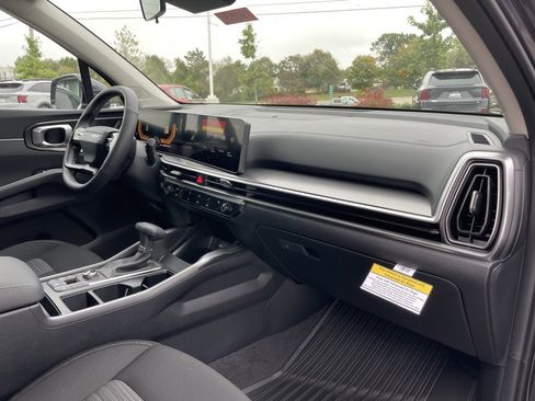 New 2026 Kia Sorento LX image 29