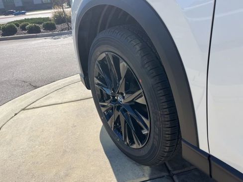 New 2025 MAZDA CX-5 Carbon Edition image 4