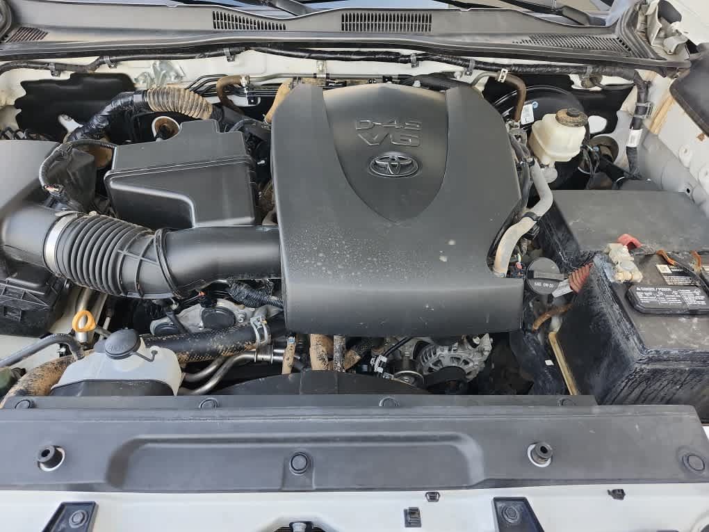 Used 2020 Toyota Tacoma SR AWD/4WD image 29