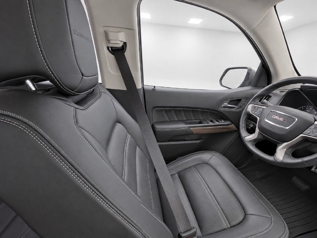 Used 2022 GMC Canyon Denali AWD/4WD image 27