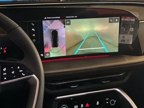 New 2025 Audi Q5 2.0T Premium image 3